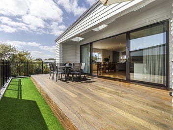 7/2A Montrose Place, HIGHLANDS PARK, NEW PLYMOUTH