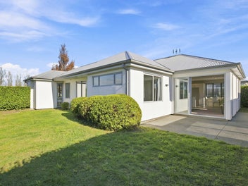 8 Caulfield Avenue, Halswell, Christchurch