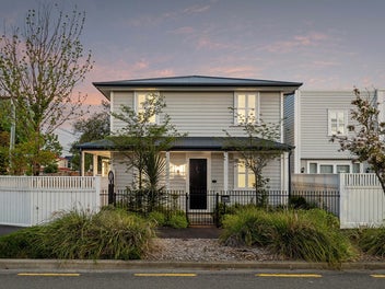 2/285 Selwyn Street, Spreydon, Christchurch
