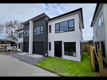 43C Mirrabooka Avenue, Botany Downs, Auckland