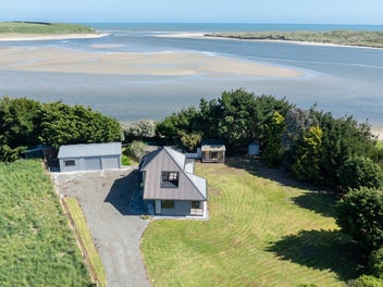 4 Firth Street, Fortrose, Tokanui