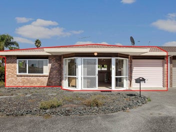 100D Lakeside Drive, Orewa, Orewa