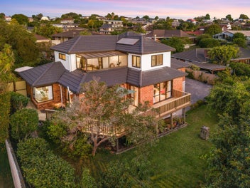 95 Norman Lesser Drive, Saint Johns, Auckland