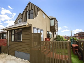 48B Halladale Road, Papakowhai, Porirua