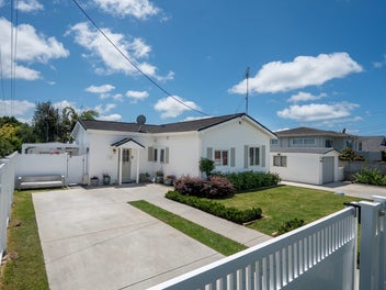 1/24 Toroa Street, Torbay, Auckland