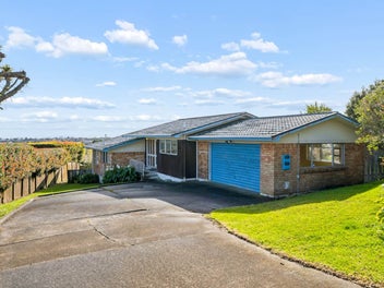 134 Sandspit Road, Shelly Park, Auckland