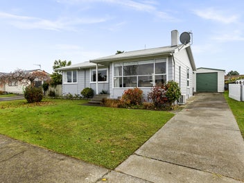 32 Skerrett Crescent, Tamatea, Napier