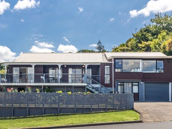 9 Pallister Drive, Hillsborough, Auckland