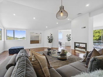 9 Inverell Way, Seatoun, Wellington