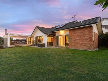 40 Grantston Drive, Pyes Pa, Tauranga