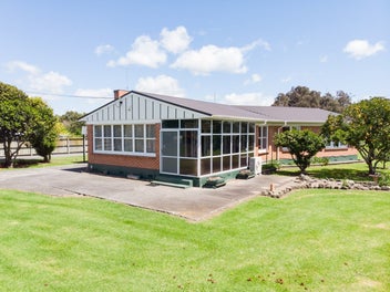 63 Pipiroa Road, Ngatea, Ngatea