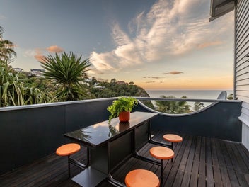 18 Hukarere Road, Bluff Hill, Napier