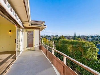 70 Evelyn Road, Cockle Bay, Auckland