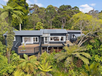 25 Turanga Road, Henderson Valley, Auckland