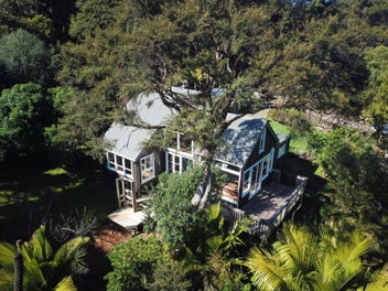 104 Medland Road, Great Barrier Island