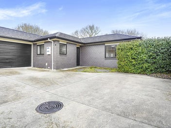 4/5 Mahana Road, St Andrews, Hamilton