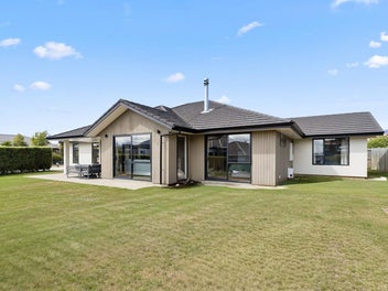 27 Marbleleaf Lane, Albert Town, Wanaka