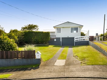 7 Hulke Crescent, Bell Block, New Plymouth