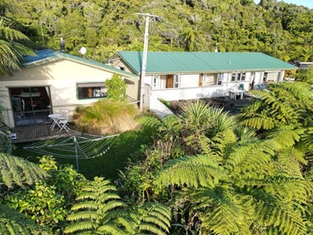 7 Redwood Place, Karoro, Greymouth