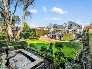 9 Wynsfield Garden, St Heliers, Auckland