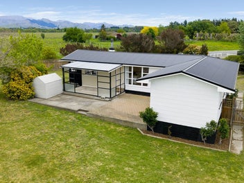 16 Agincourt Street, Renwick