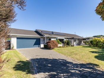 11 Hyatt Grove, Greenmeadows, Napier