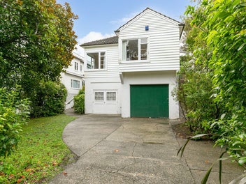 42 Clutha Avenue, Khandallah, Wellington