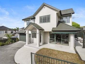 3/82 Ridge Road, Howick, Auckland