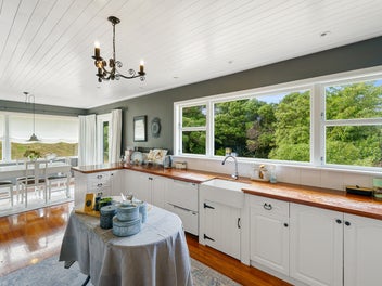 43 Korokoro Road, Korokoro, Lower Hutt
