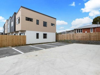 5/53 Archibald Road, Kelston, Auckland