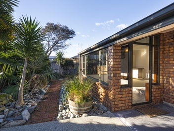 7 Holcroft Place, Stoke, Nelson