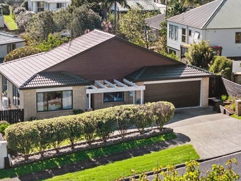 5 Ponderosa Drive, Oteha, Auckland