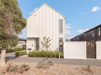 1/87 Barbour Street, Waltham, Christchurch