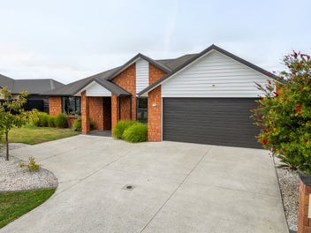 6 Sutherland Court, Flagstaff, Hamilton
