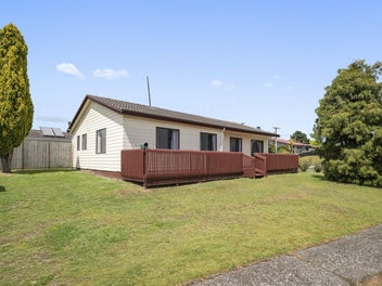 1 Deborah Place, Mangakakahi, Rotorua
