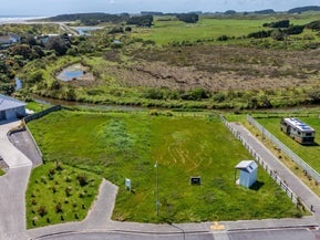 11 Seagrass Place, Otaki Beach, Otaki