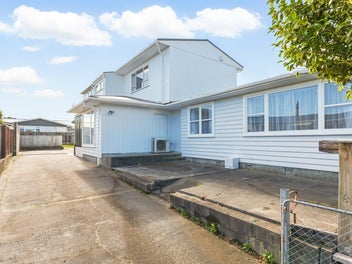 25 Karamea Crescent, Kelvin Grove, Palmerston North