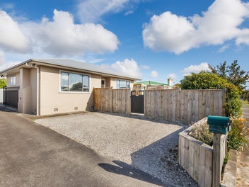 12 Somerset Crescent, Highbury, Palmerston North