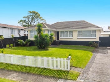 36 Plumley Crescent, Mangere, Auckland