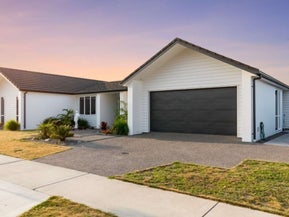 11 Saint Thomas Avenue, Pyes Pa, Tauranga