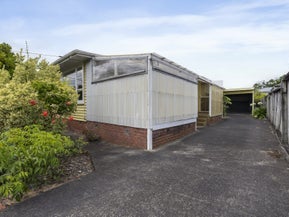 61 Larnoch Road, Henderson, Auckland