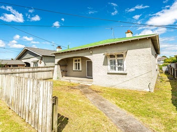 4 Pharazyn Street, Gonville, Whanganui
