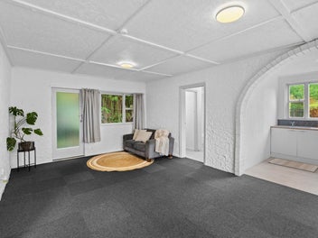 1/44 Sunnyside Road, Sunnyvale, Auckland