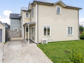 81 GROVE Road, Papakura, Auckland