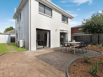2/100 Marua Road, Ellerslie, Auckland