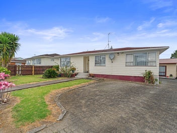 17 Sunlands Drive, Manurewa, Auckland