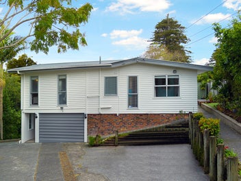 4 Kimber Hall Avenue, Mount Roskill, Auckland