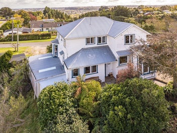 50 Shakespeare Road, Bastia Hill, Whanganui