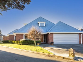 10 Cordyline Place, Waimairi Beach, Christchurch