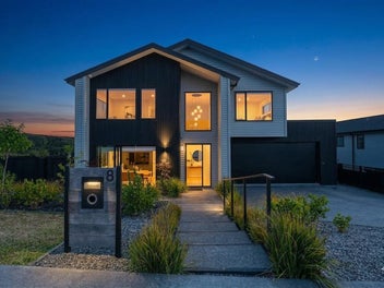 8 Kikorangi Drive, Silverdale